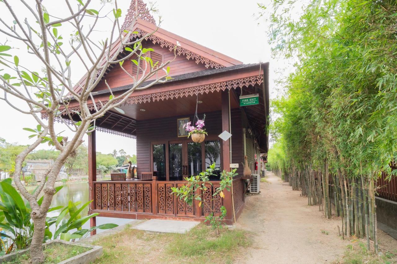 Oyo 837 Baan Kiang Nam Resort Банг-Ламунг Екстер'єр фото